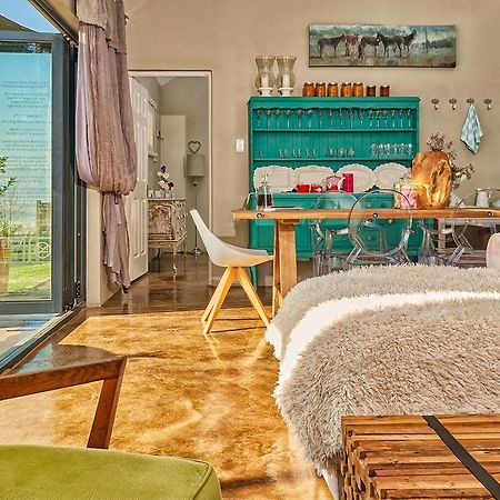 Lola'S Self Catering Accommodation Кларенс Екстериор снимка